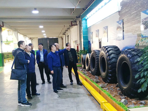 �ܹ���ʦ�������ͻ����ܹ���̥���